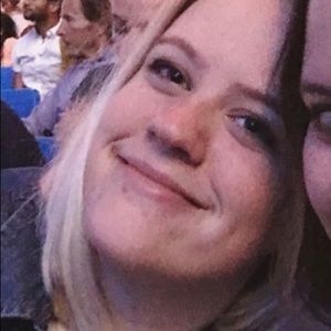 Meet your Posher, Ashley